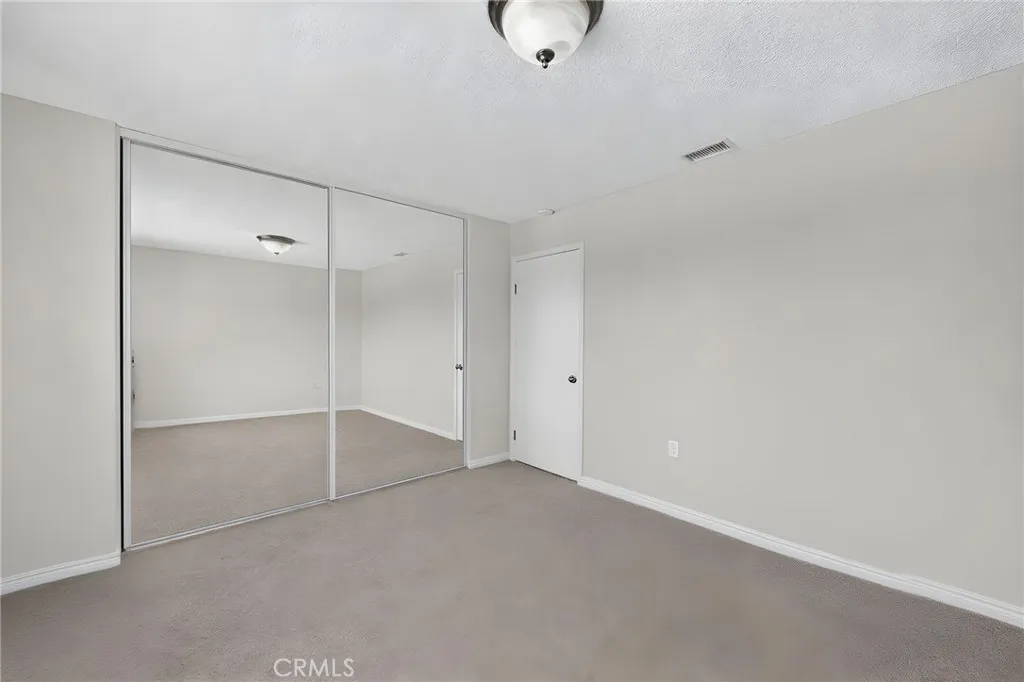 https://cdn.realtyfeed.com/cdn/127/306783287/8cd767a628187eeacd70781bec983f2f.webp