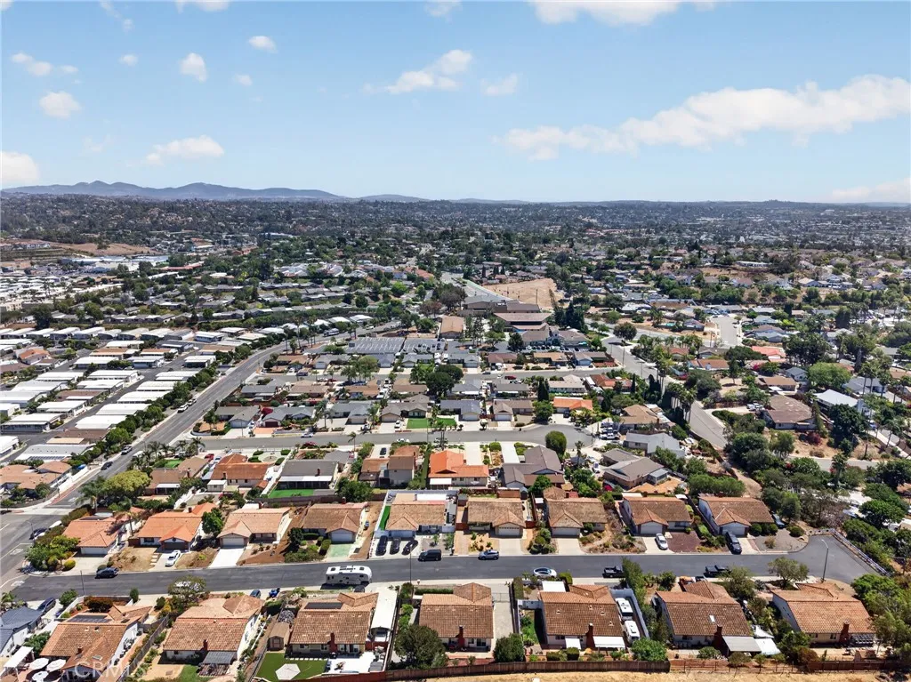 https://cdn.realtyfeed.com/cdn/127/306783287/f555758e81820ef166aaba659c046b0c.webp