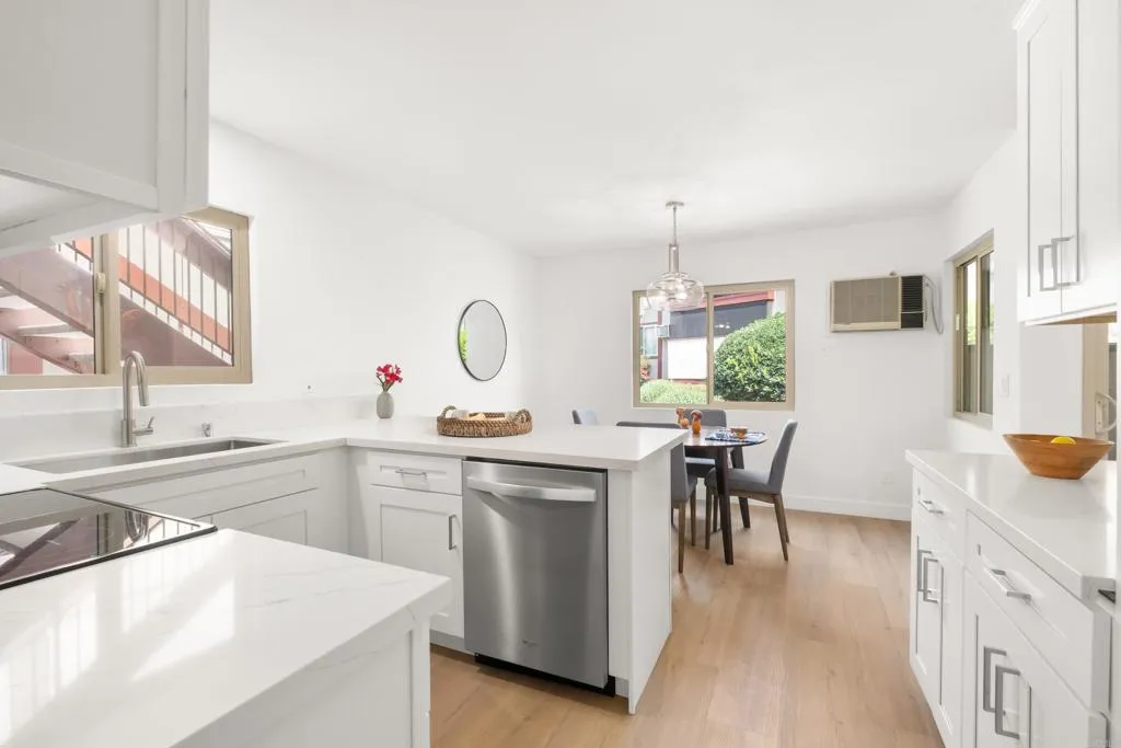 Photo #12: PTP2605848 Listing: Photo #12
