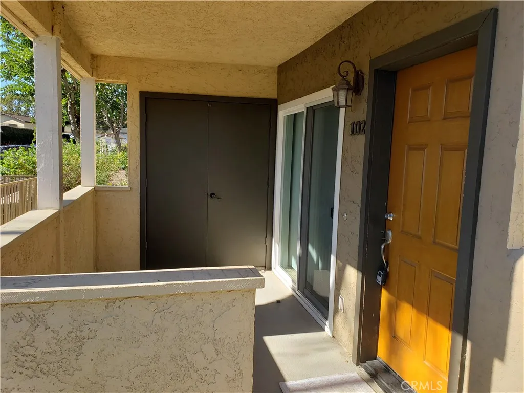 5054 Los Morros Way Unit 102, Oceanside, CA 92057 - Photo 2 of 33, Oceanside, CA