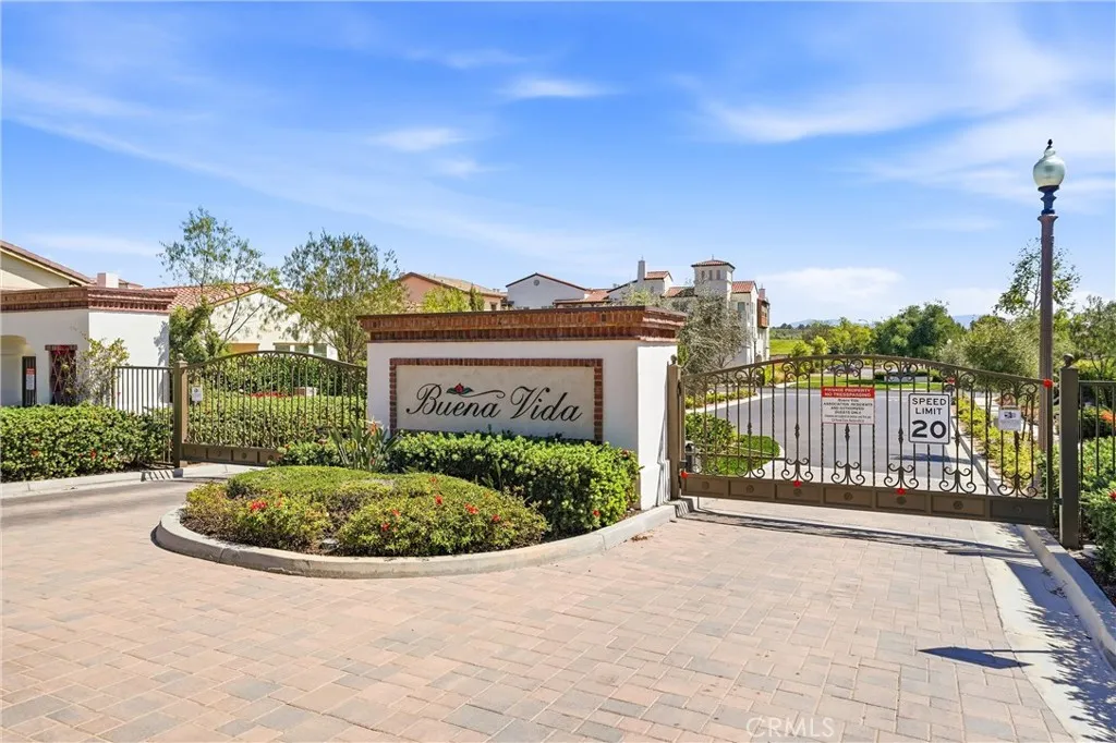 Brea, CA 92823