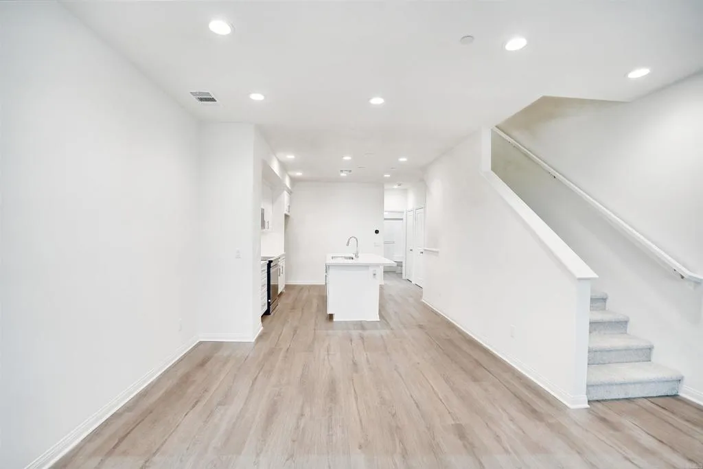 Photo #27: PTP2605853 Listing: Photo #27