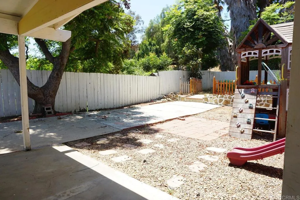 https://cdn.realtyfeed.com/cdn/127/306783405/a89832b24cc0cbf3ac9ffc7ec5e5b56f.webp