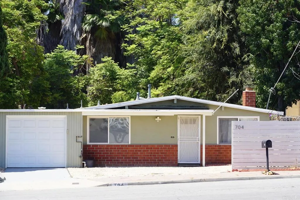 704 Galopagos St., Spring Valley, CA 91977 - Main photo, Spring Valley, CA