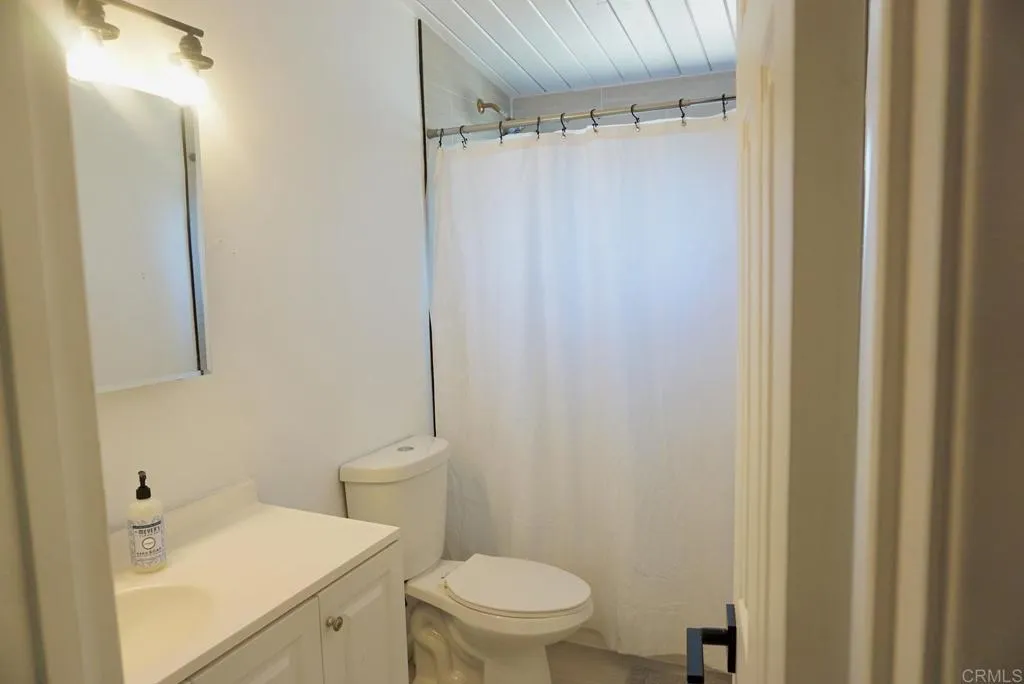 https://cdn.realtyfeed.com/cdn/127/306783405/fedd175511681fa03df530eb2c131162.webp