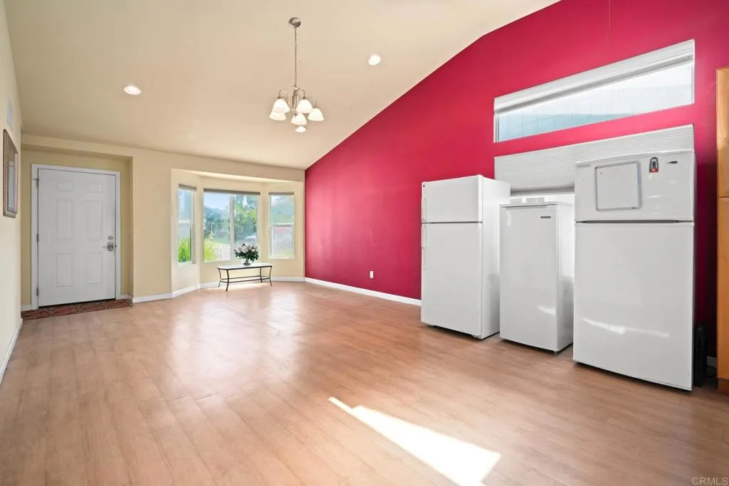 https://cdn.realtyfeed.com/cdn/127/306783440/f3a37f8c62e5a068d1623018a0cd3e89.webp