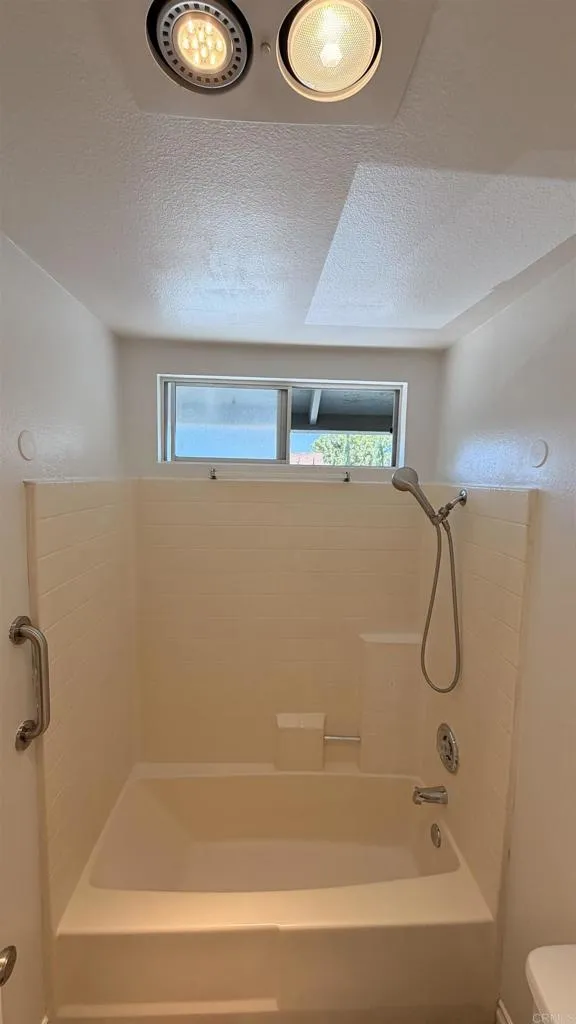 Photo #14: PTP2605856 Listing: Photo #14