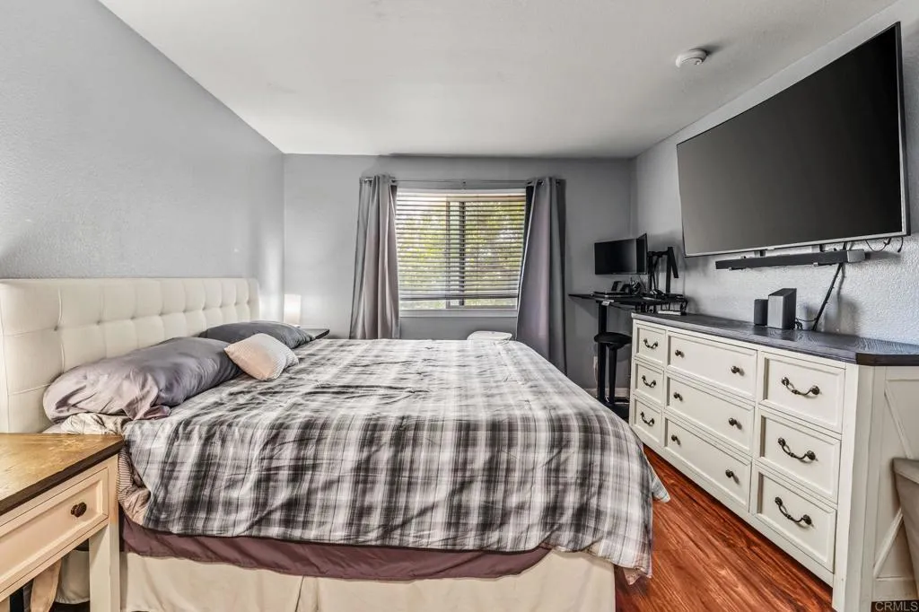 https://cdn.realtyfeed.com/cdn/127/306783461/9b64b557ac2e456a13b5397e4a3de852.webp