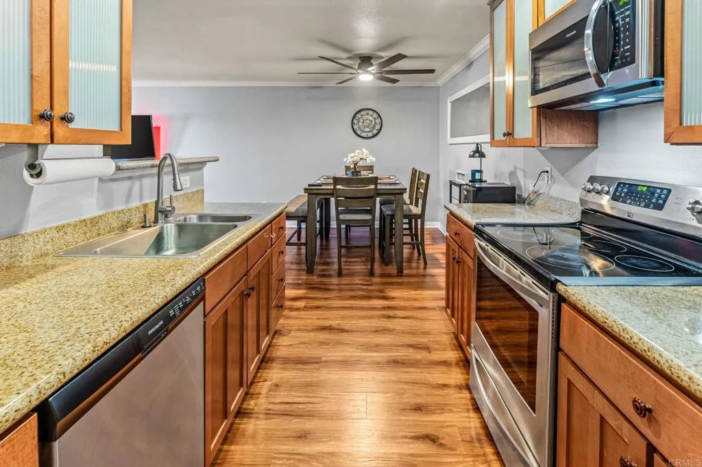 https://cdn.realtyfeed.com/cdn/127/306783461/a82735b9a58b671c63999dc783e19b7f.webp