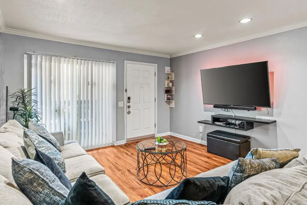 https://cdn.realtyfeed.com/cdn/127/306783461/dc25f60b7a14b3fd0f489d7d67abe743.webp
