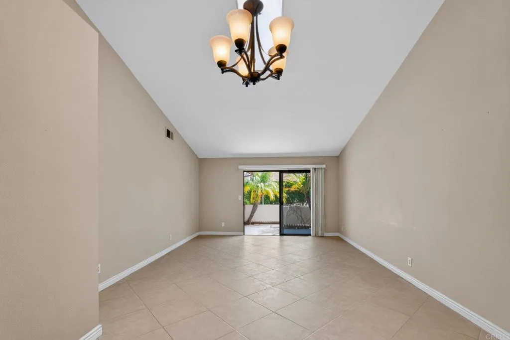 https://cdn.realtyfeed.com/cdn/127/306783466/adb3a5d7b791d61086cfe7d33f35bd84.webp