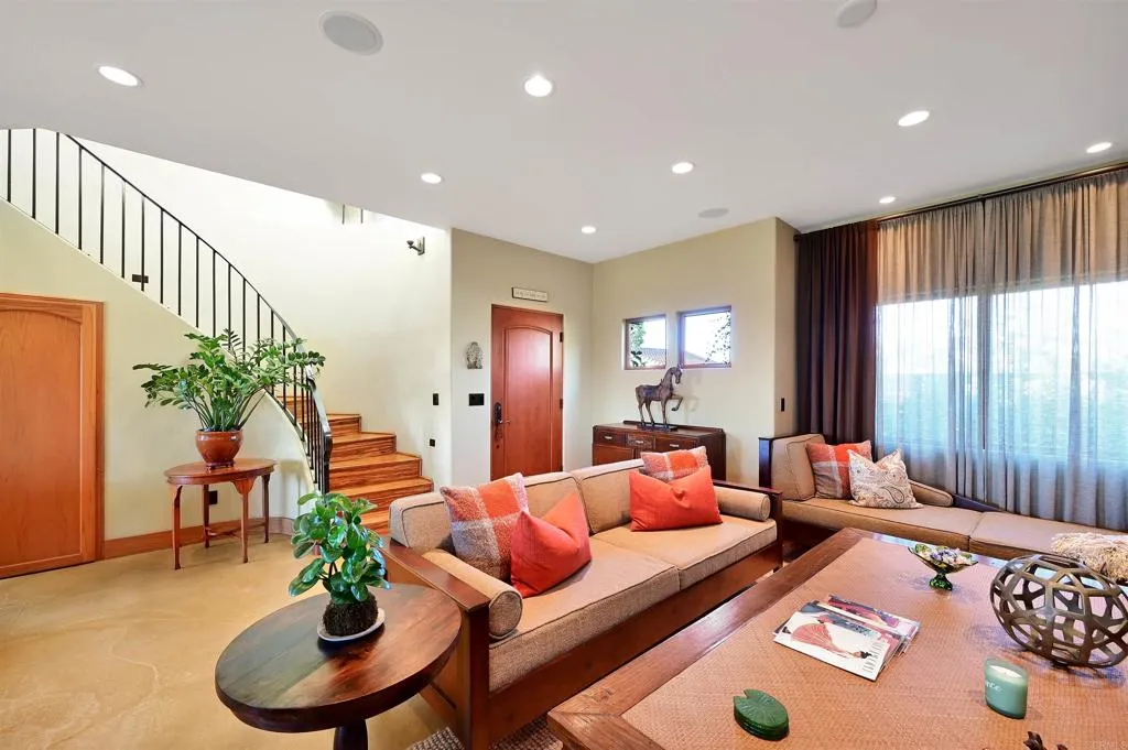 3811 Hiawatha Way, San Diego, CA 92117 - Photo 3 of 55, San Diego, CA