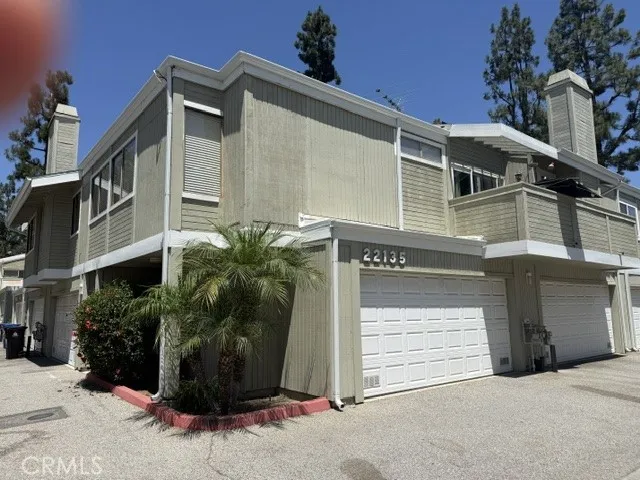 Woodland Hills, CA 91367