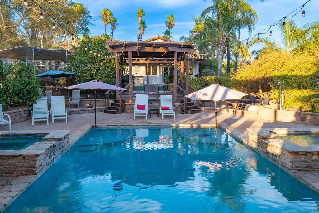 https://cdn.realtyfeed.com/cdn/127/306783496/240ed6268b6e042d413b600792dd5918.webp