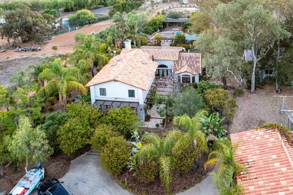 20276 Rancho Villa Road, Ramona, CA 92065 - Photo 3 of 20, Ramona, CA