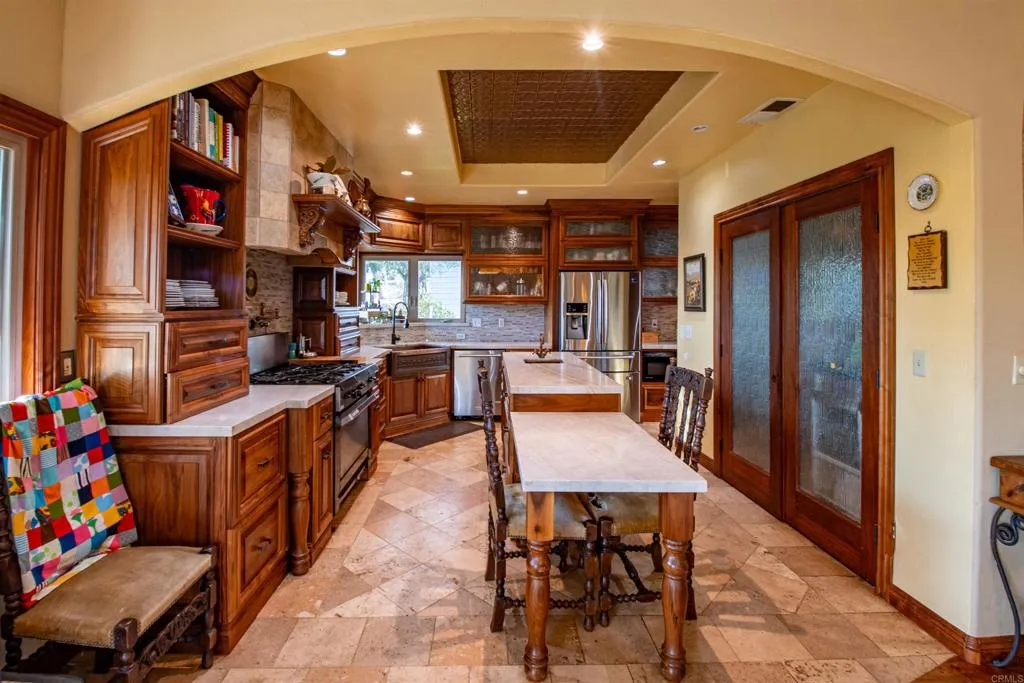https://cdn.realtyfeed.com/cdn/127/306783496/8f1d1f4f6701f47ff22be330b73dff03.webp