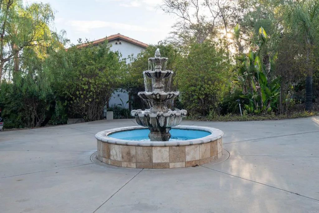 20276 Rancho Villa Road, Ramona, CA 92065 - Photo 5 of 20, Ramona, CA