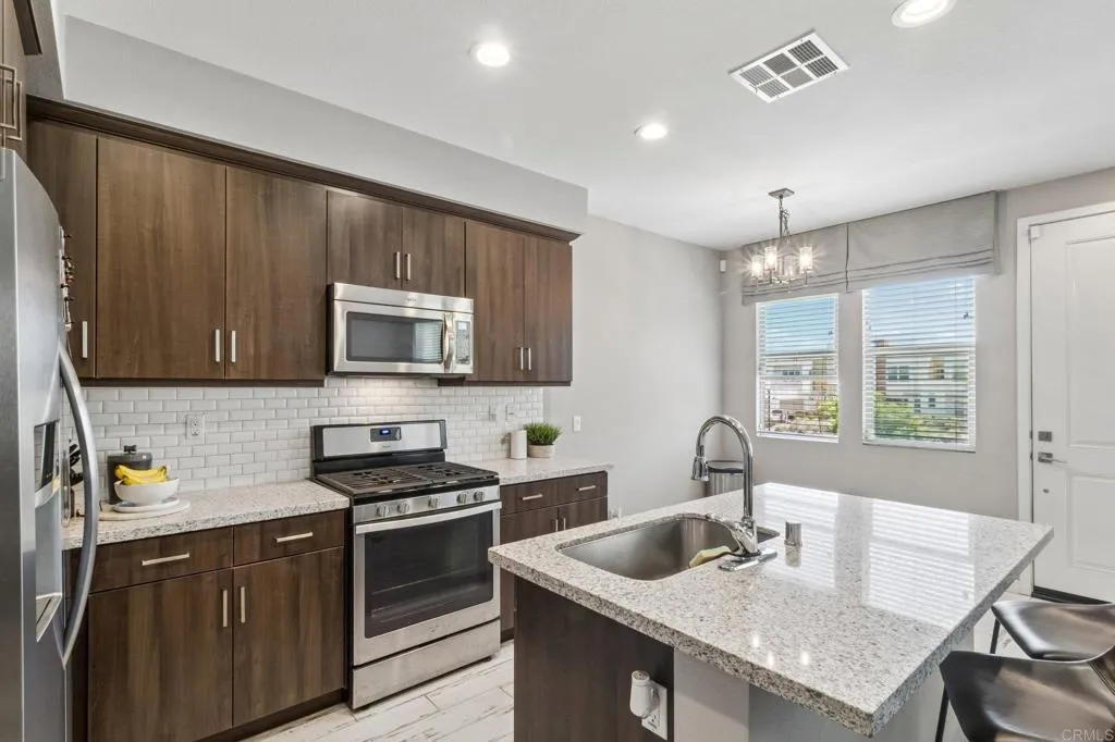 Photo #14: PTP2605861 Listing: Photo #14