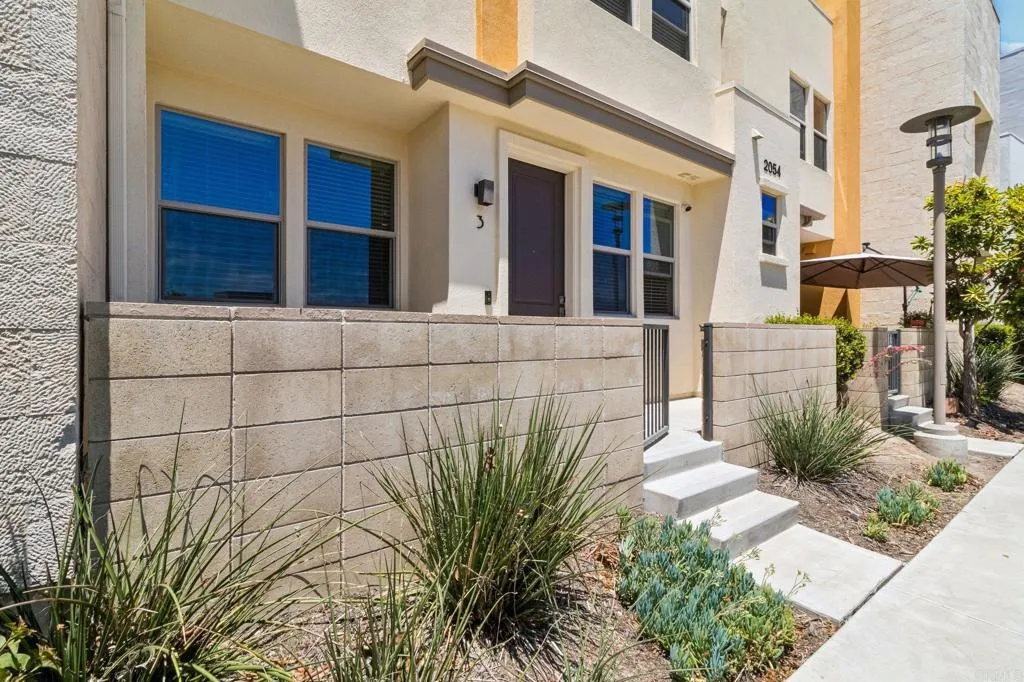 2054 Foxtrot Loop Unit 3, Chula Vista, CA 91915 - Photo 3 of 38, Chula Vista, CA