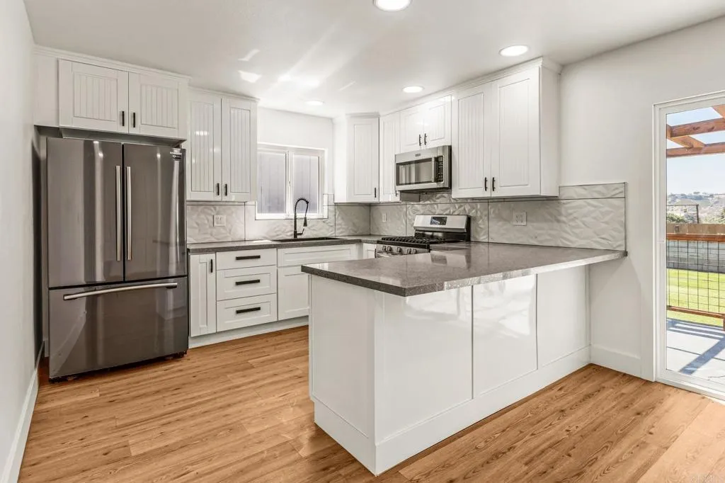 https://cdn.realtyfeed.com/cdn/127/306783505/25664984877ad9f7dcefd62906aa7bb1.webp