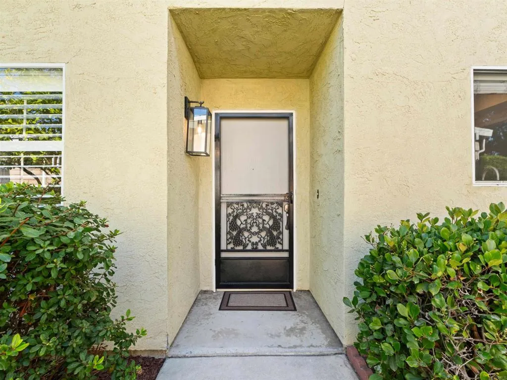 3873 Bay Leaf Way, Oceanside, CA 92057 - Photo 3 of 33, Oceanside, CA