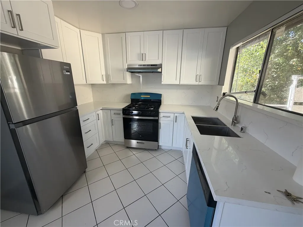 Panorama City, CA 91402