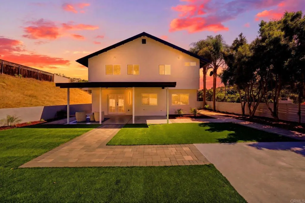 2640 Chestnut Avenue, Carlsbad, CA 92010 - Photo 2 of 46, Carlsbad, CA