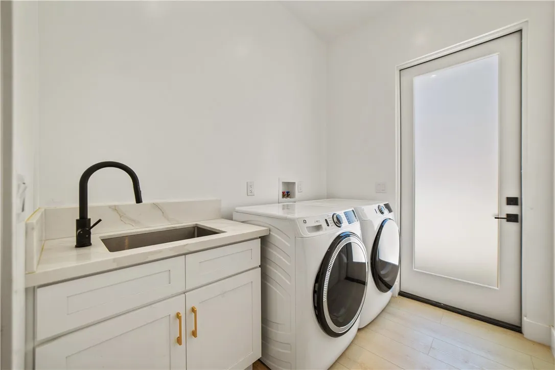 https://cdn.realtyfeed.com/cdn/127/306783659/14b42dada49d056f46f14b9127b051f4.webp