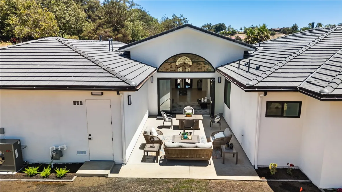 https://cdn.realtyfeed.com/cdn/127/306783659/2d53e78aeee3031a8ac0a0967299570c.webp