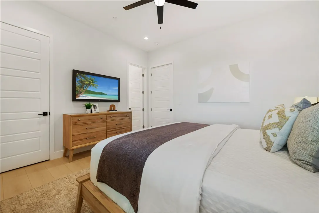 https://cdn.realtyfeed.com/cdn/127/306783659/81c178b5a0a53446d71b8e4bc146216f.webp