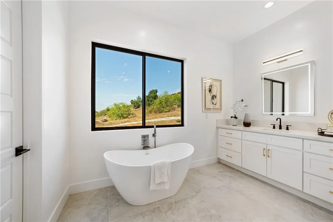 https://cdn.realtyfeed.com/cdn/127/306783659/8f5effe1d0857b3dbc975de31d933e6a.webp