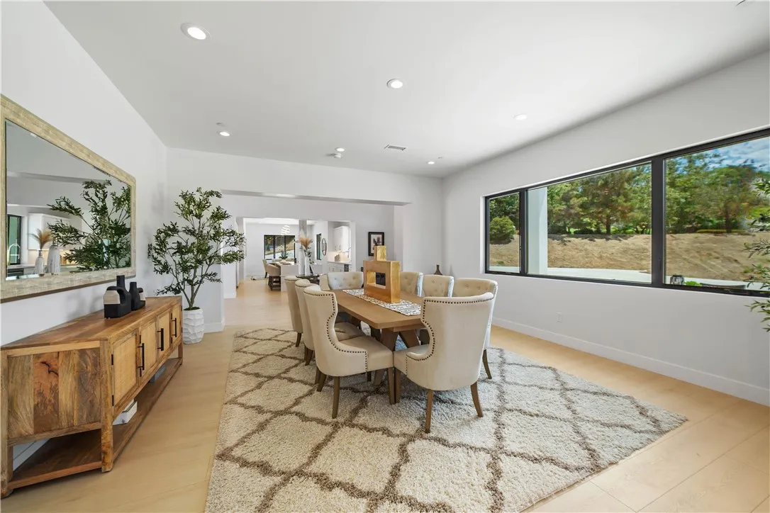https://cdn.realtyfeed.com/cdn/127/306783659/b4ff586087161c2a085c8428443dff88.webp