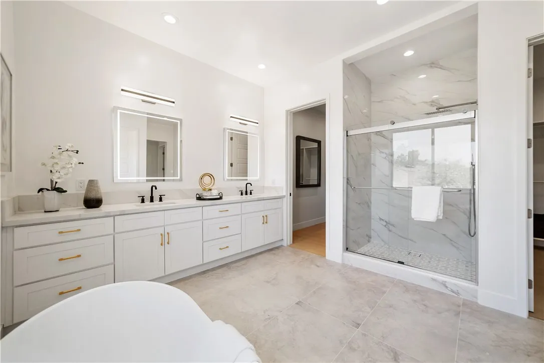 https://cdn.realtyfeed.com/cdn/127/306783659/ca1618366e8fbad9d7742c9e2ebe827b.webp