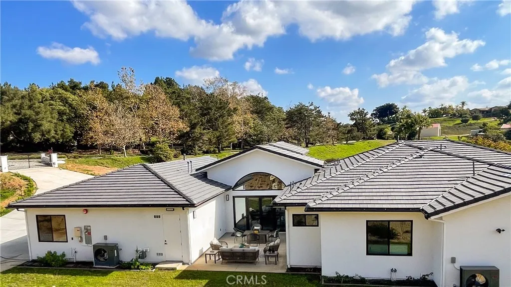 https://cdn.realtyfeed.com/cdn/127/306783659/db391a722bbafa1465fa57d67ae2ba30.webp