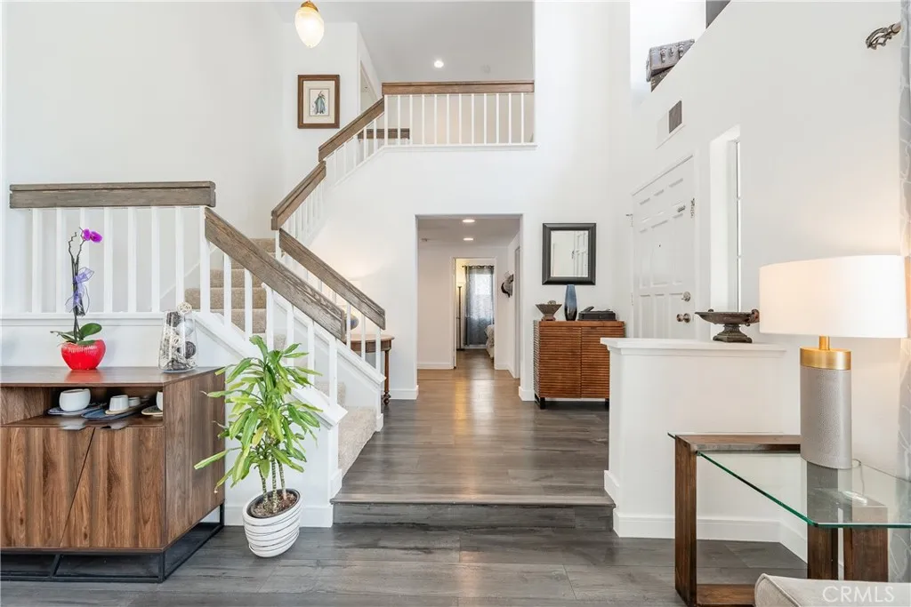 https://cdn.realtyfeed.com/cdn/127/306783672/00f70bdebaec6a18f1939358974058bc.webp