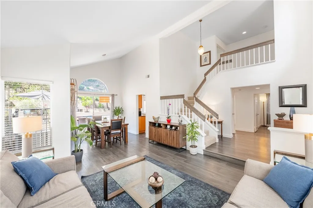 https://cdn.realtyfeed.com/cdn/127/306783672/31dd03a0ce5ce5c2f2abd1999f835b1c.webp