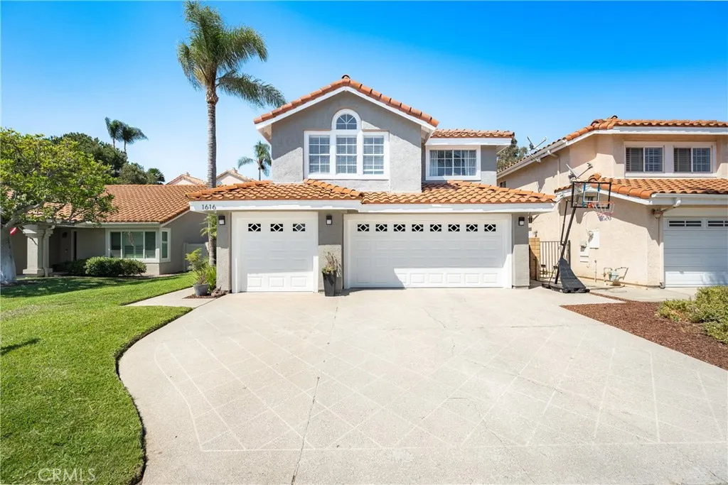 https://cdn.realtyfeed.com/cdn/127/306783672/a323a6865d523572ecf60a44930dad2b.webp