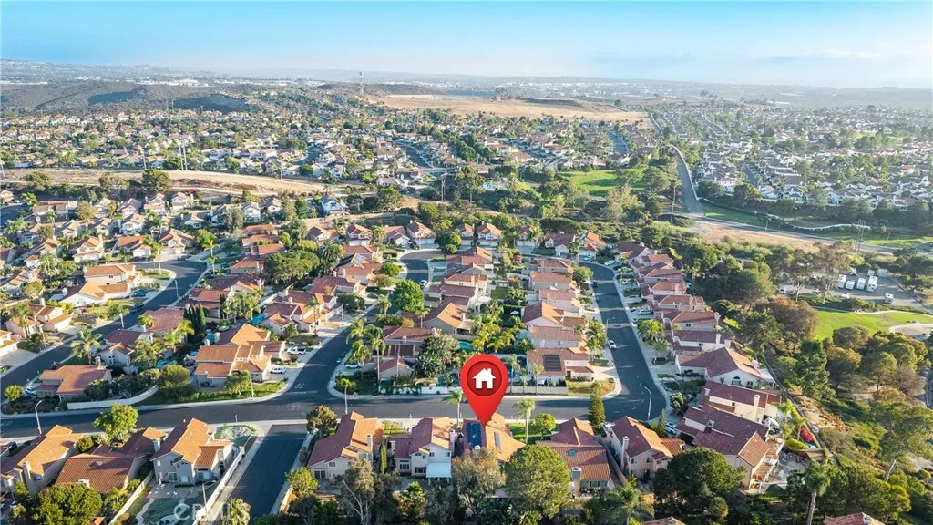 https://cdn.realtyfeed.com/cdn/127/306783672/e26f754fab38884ad333218c0323e5bf.webp
