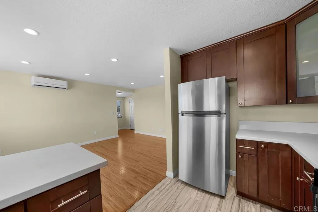 https://cdn.realtyfeed.com/cdn/127/306783679/01e3409efcd6d5f9f4e56e3befd60138.webp