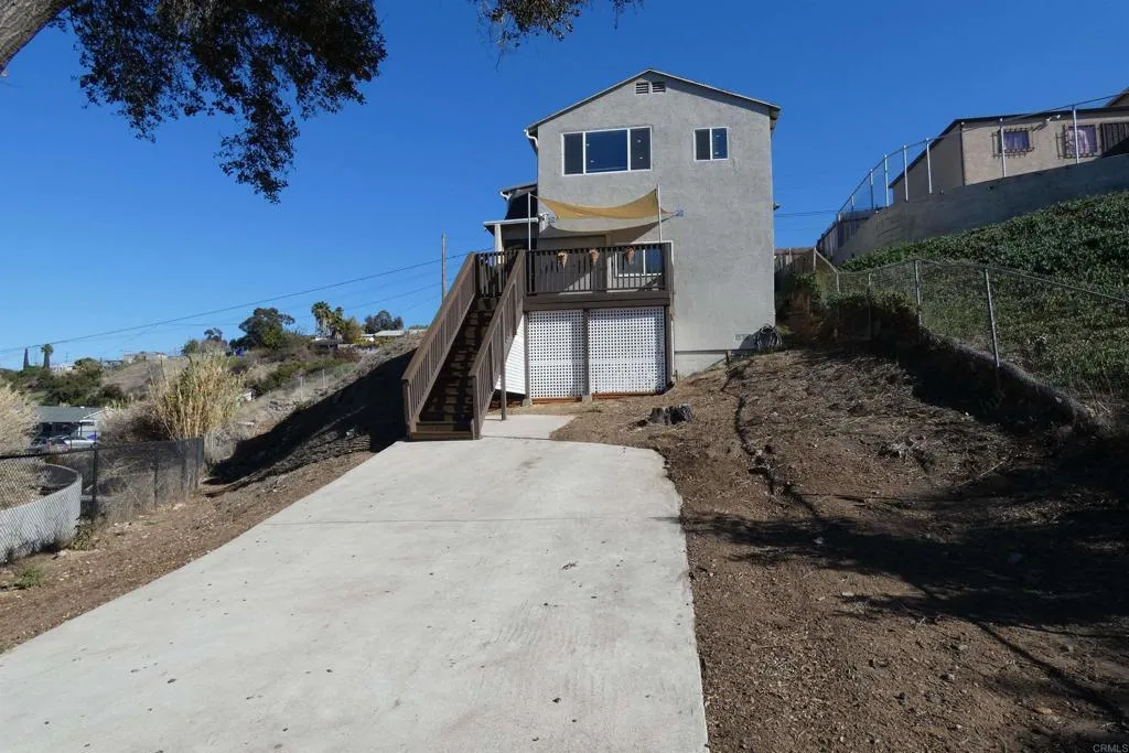 https://cdn.realtyfeed.com/cdn/127/306783679/2cbb27a23426ea961d887ff5eff55c4c.webp