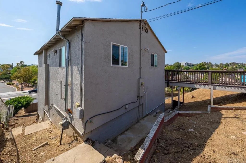 https://cdn.realtyfeed.com/cdn/127/306783679/c1f874694c3e3e39fae26823c05e1142.webp