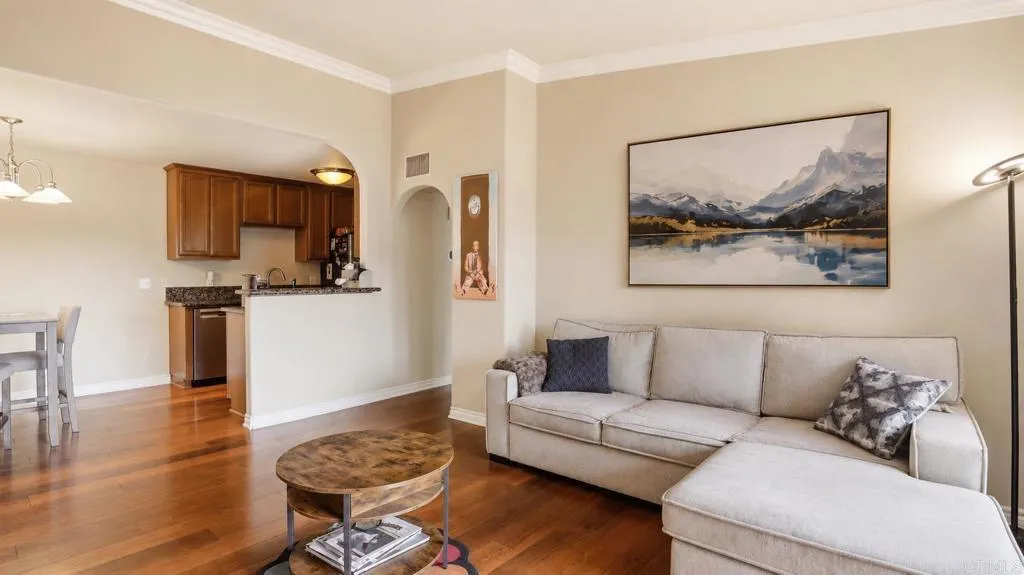 Photo #8: PTP2605869 Listing: Photo #8