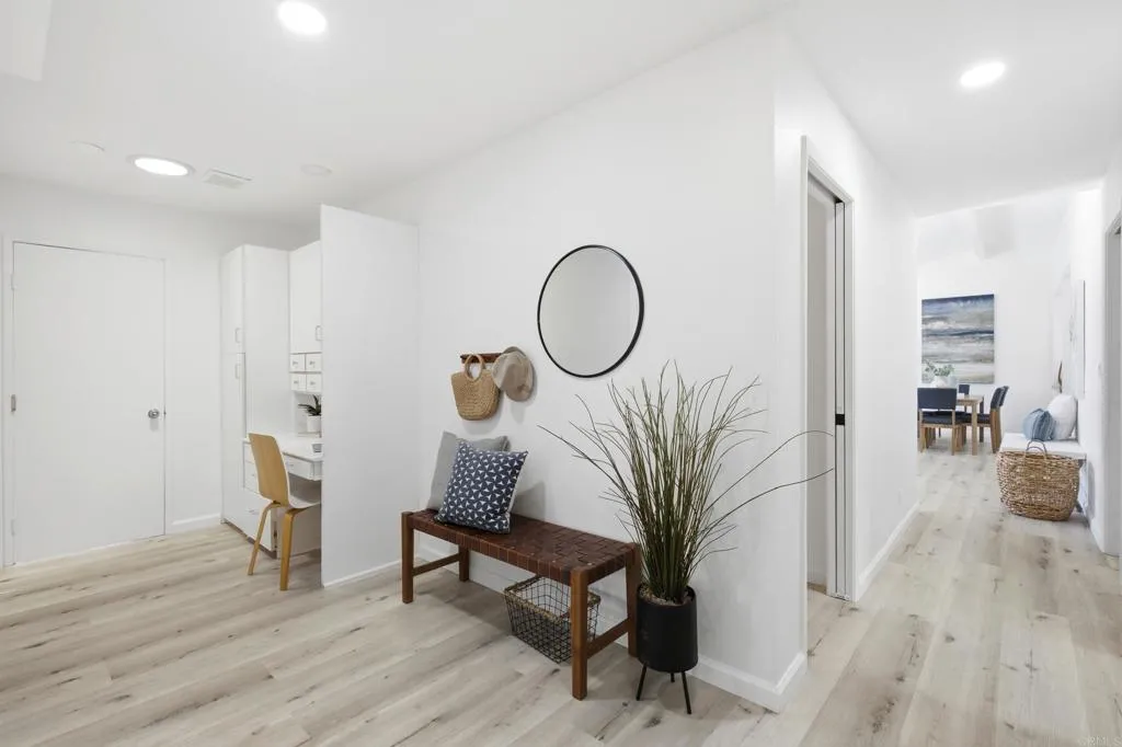 https://cdn.realtyfeed.com/cdn/127/306783723/264cbe8dee59511ec57d2d50f1e55ed4.webp