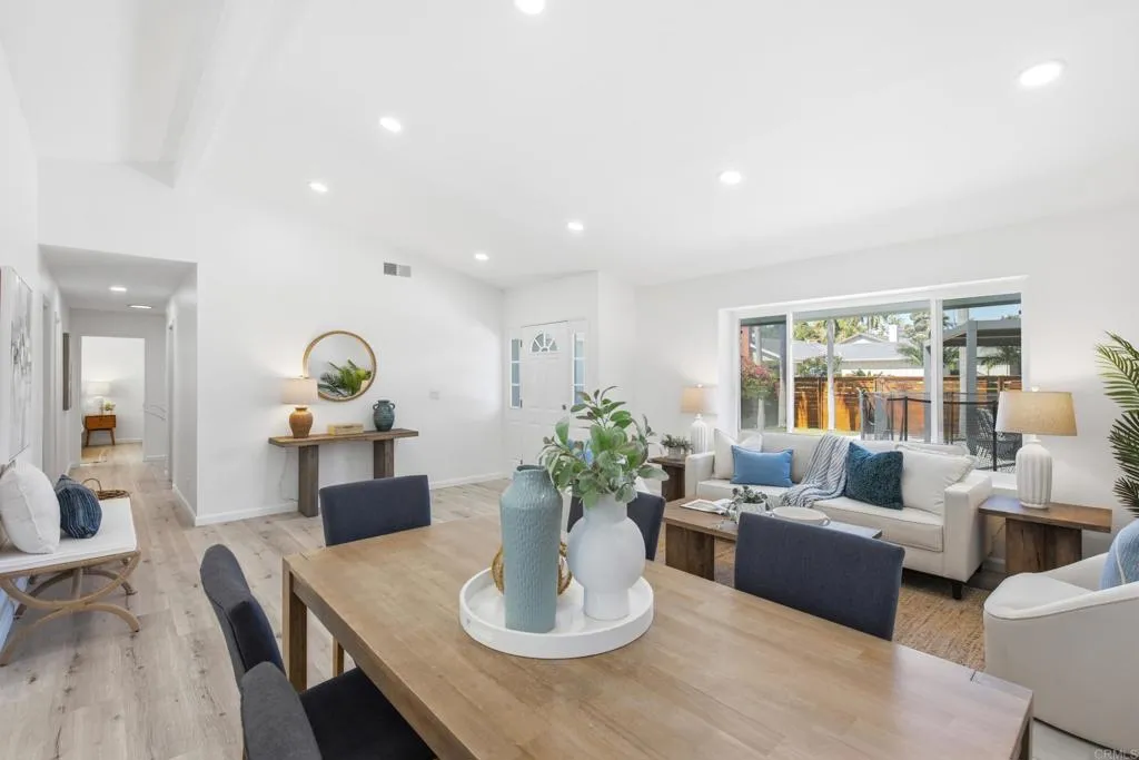 https://cdn.realtyfeed.com/cdn/127/306783723/a95825c8d55b0dcf79eaffb437c096c3.webp