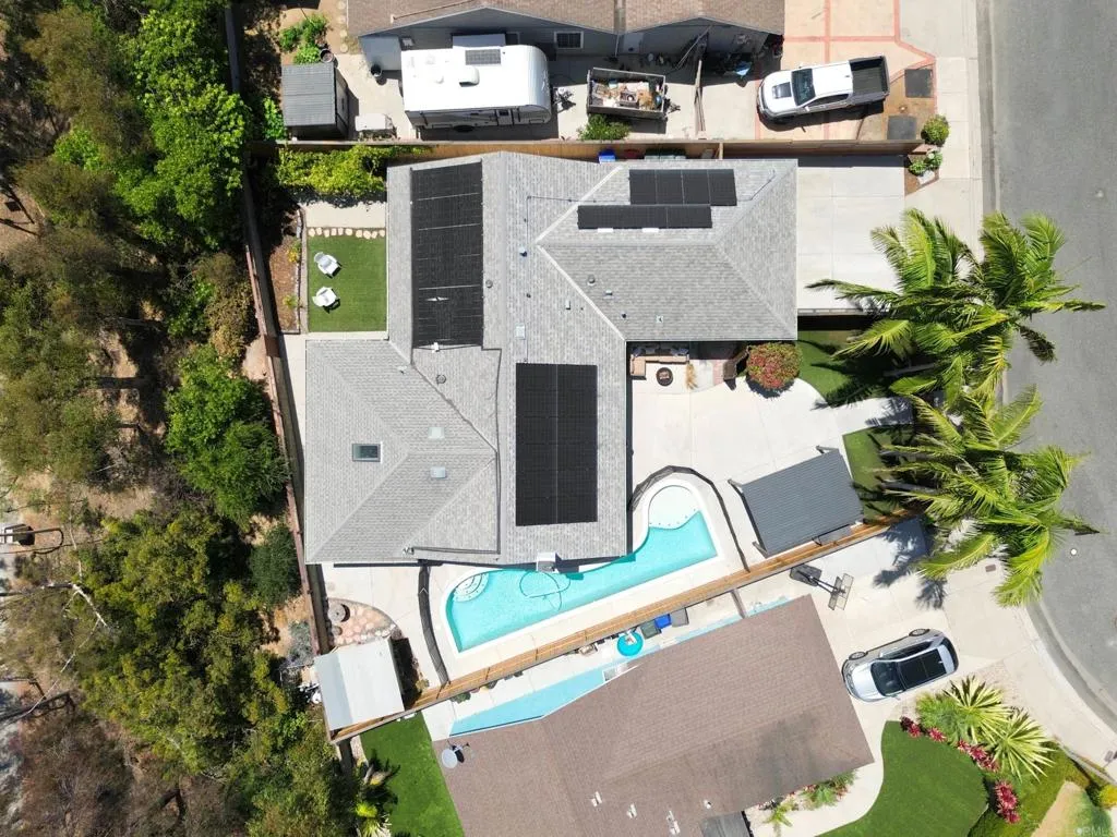 https://cdn.realtyfeed.com/cdn/127/306783723/c3e9076f396e578a33e347f9b4ac8a09.webp