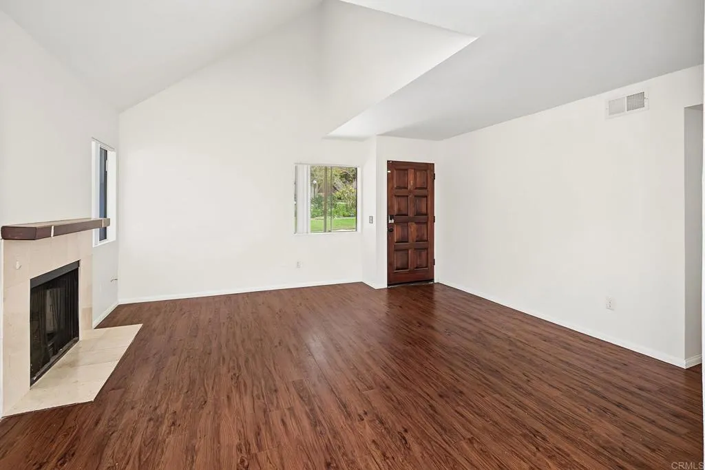 https://cdn.realtyfeed.com/cdn/127/306783745/950709df435e1569f7264d2c1906880d.webp