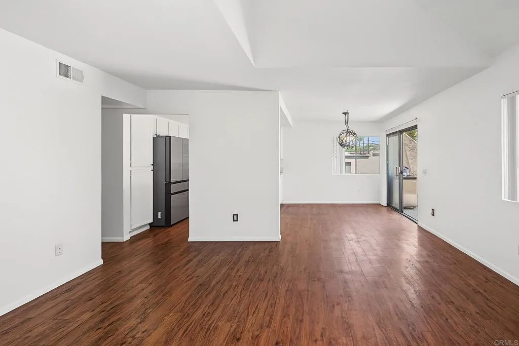 https://cdn.realtyfeed.com/cdn/127/306783745/b020048d6f1f95110435c2a7cc07550e.webp