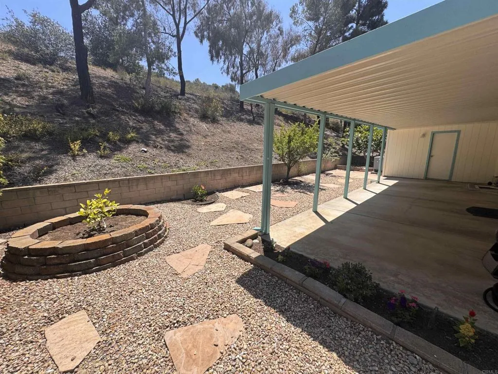 https://cdn.realtyfeed.com/cdn/127/306783746/41354dbe76033089c000d3cb2fa34a69.webp