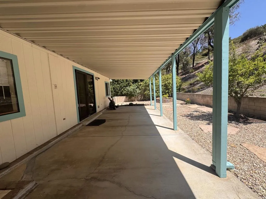 https://cdn.realtyfeed.com/cdn/127/306783746/c9cb164bb4d35883525a734d95415bd0.webp