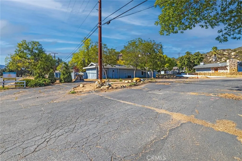 https://cdn.realtyfeed.com/cdn/127/306783752/2859cf0e1d4b130d31637cf136ed3178.webp